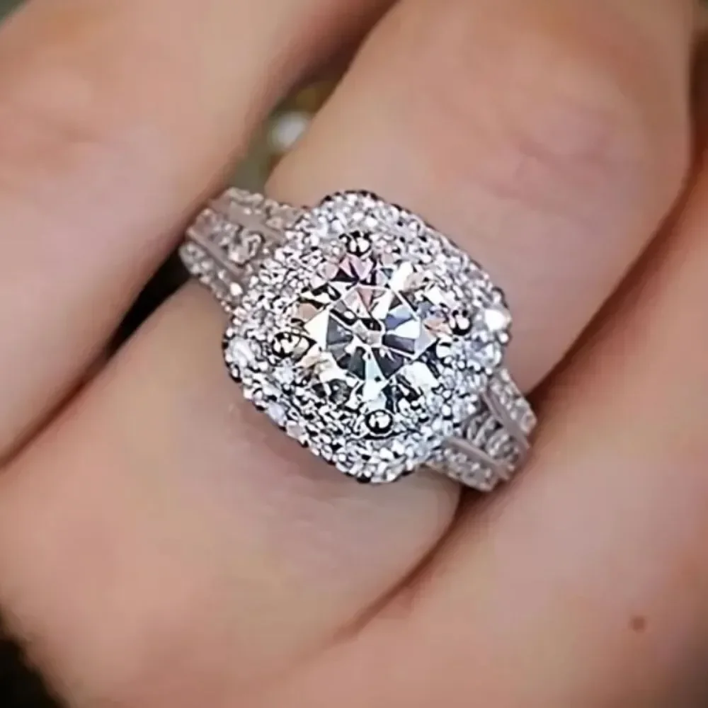 Princess cut stunning Diamond ring